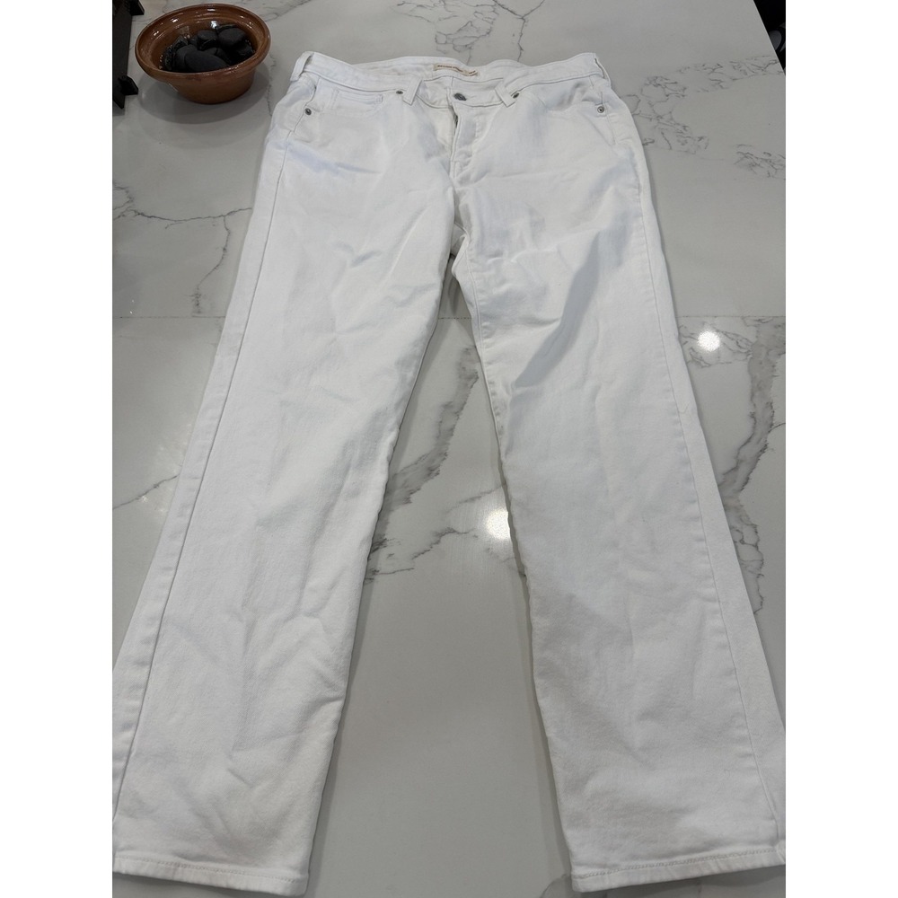 Levi's Jeans Womens 18W White 414 Classic‎ Straight Stretch Pockets Denim